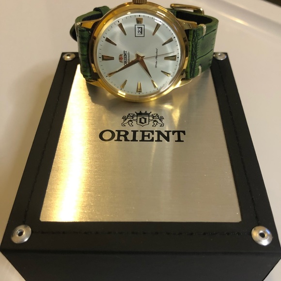 Orient Bambino Automatic Watch - Picture 3 of 5
